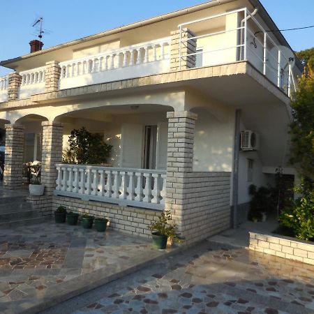 Apartments Ivica Lupic Kampor Εξωτερικό φωτογραφία