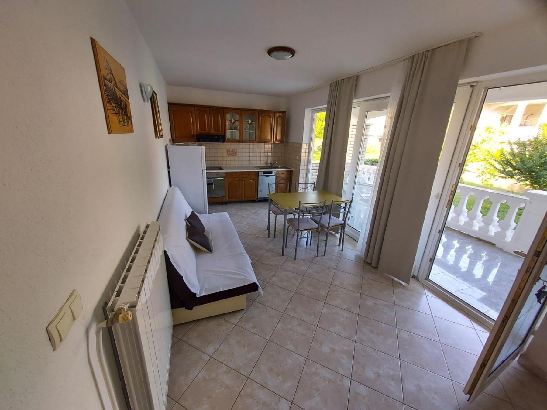 Apartments Ivica Lupic Kampor Εξωτερικό φωτογραφία